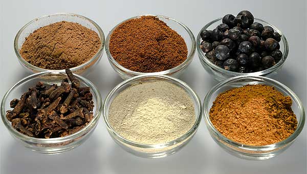 5 Temperos Comuns com Extraordinário Poder Curativo 5 Temperos Comuns com Extraordinário Poder Curativo